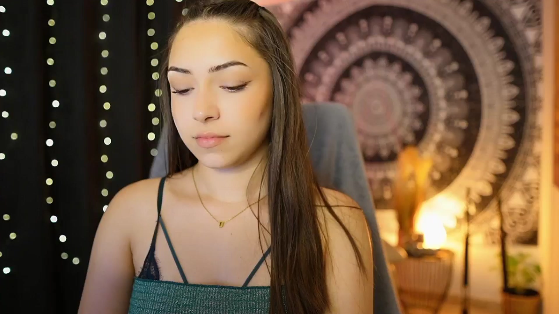 Gallery image thumbnail from Briar__Rose's myfreecams stream on, 06/14/2024, 17:43 image 14 of 20