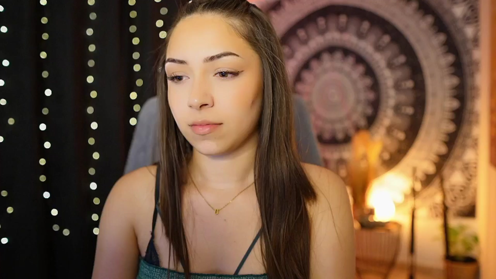 Gallery image thumbnail from Briar__Rose's myfreecams stream on, 06/14/2024, 18:07 image 3 of 20