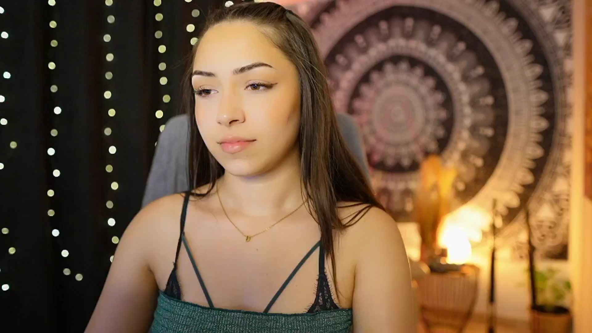Gallery image thumbnail from Briar__Rose's myfreecams stream on, 06/14/2024, 18:07 image 12 of 20