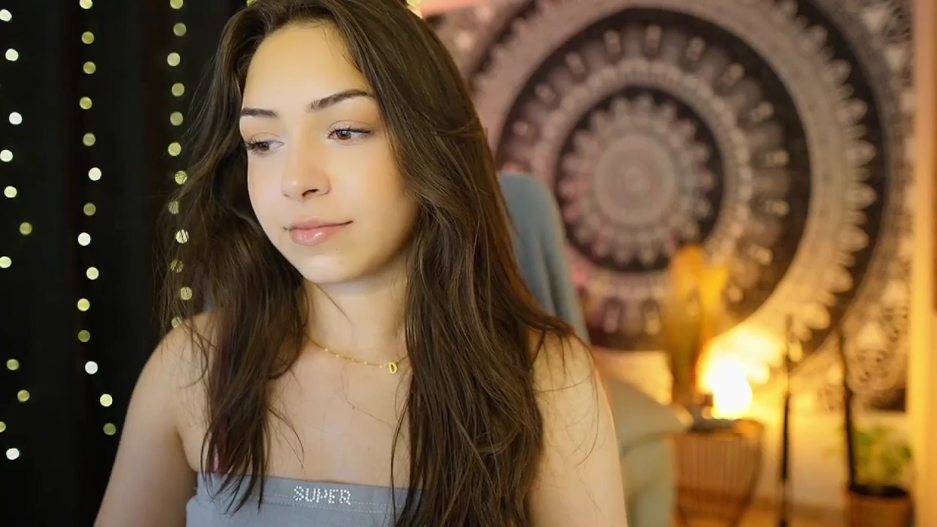 Gallery image thumbnail from Briar__Rose's myfreecams stream on, 06/15/2024, 16:43 image 14 of 20