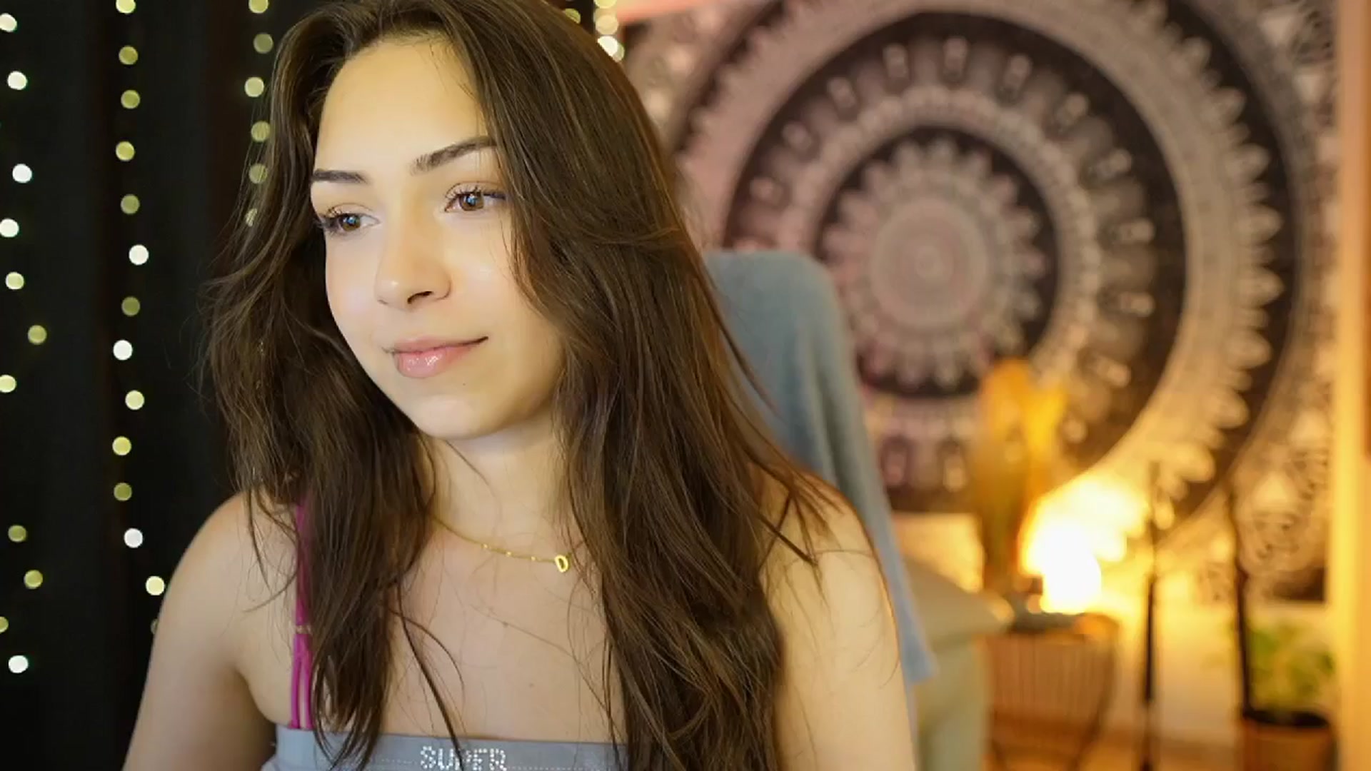 Gallery image thumbnail from Briar__Rose's myfreecams stream on, 06/15/2024, 17:01 image 3 of 20