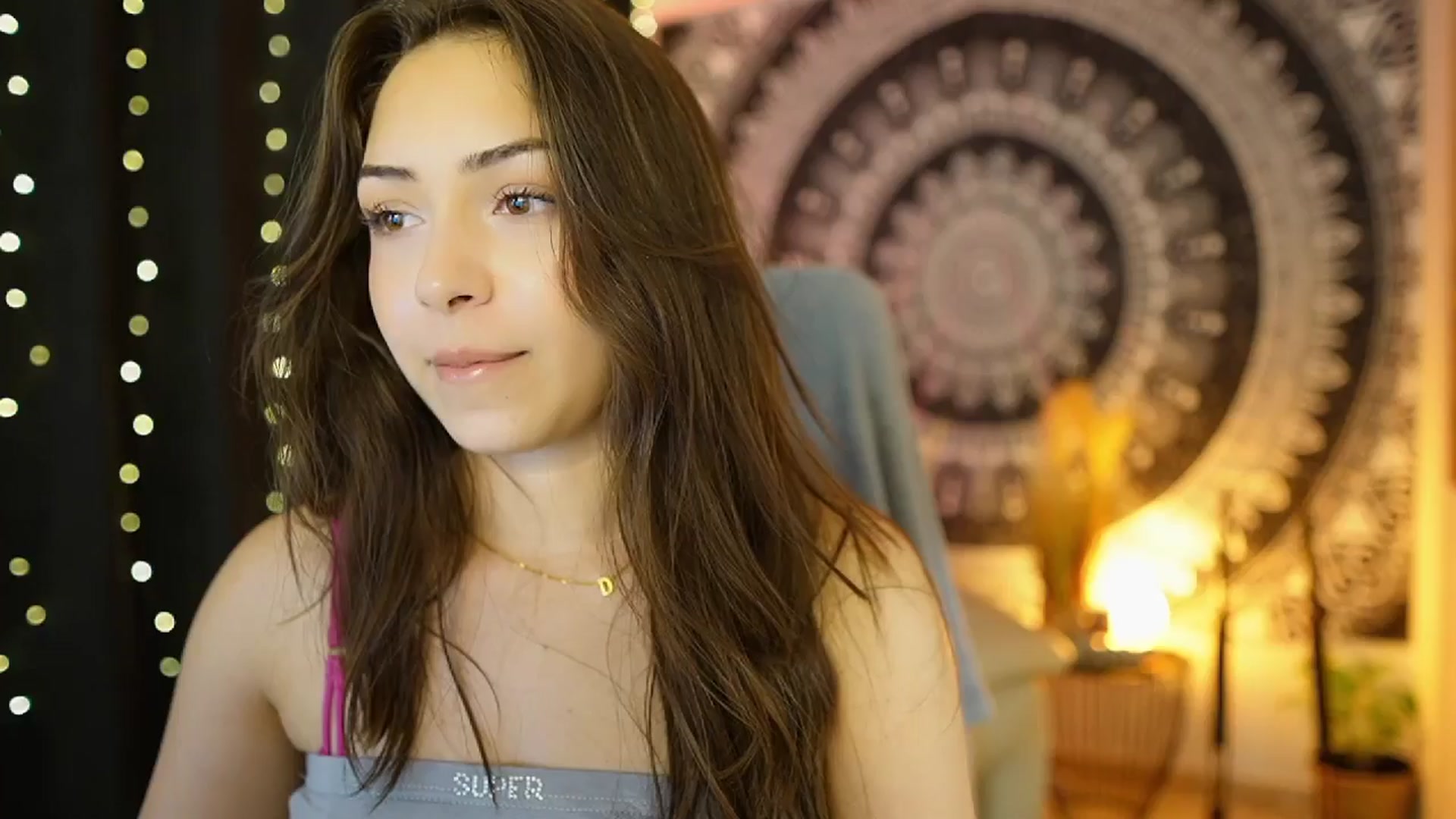 Gallery image thumbnail from Briar__Rose's myfreecams stream on, 06/15/2024, 17:01 image 4 of 20