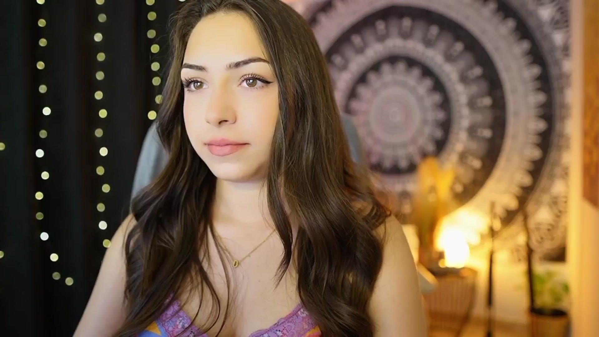 Gallery image thumbnail from Briar__Rose's myfreecams stream on, 06/17/2024, 13:56 image 14 of 20