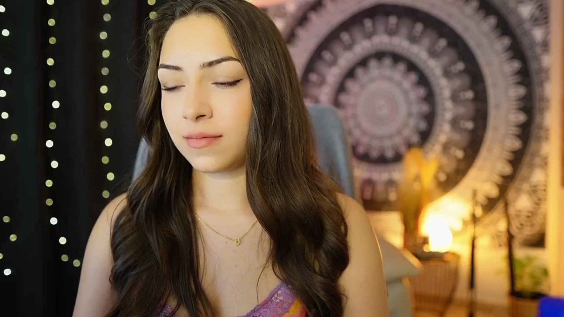 Gallery image thumbnail from Briar__Rose's myfreecams stream on, 06/17/2024, 13:56 image 4 of 20