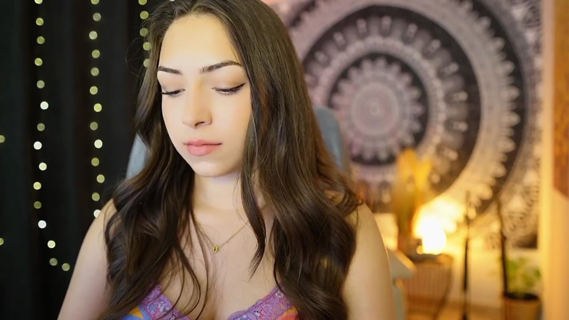 Gallery image thumbnail from Briar__Rose's myfreecams stream on, 06/17/2024, 13:56 image 15 of 20