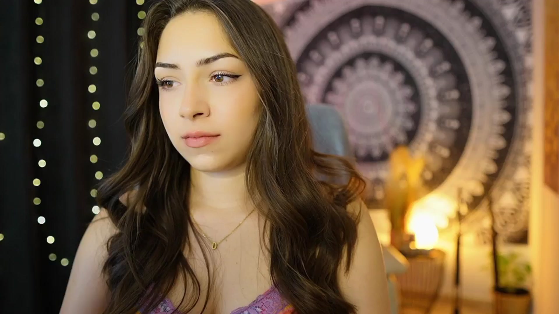 Gallery image thumbnail from Briar__Rose's myfreecams stream on, 06/17/2024, 14:42 image 4 of 20