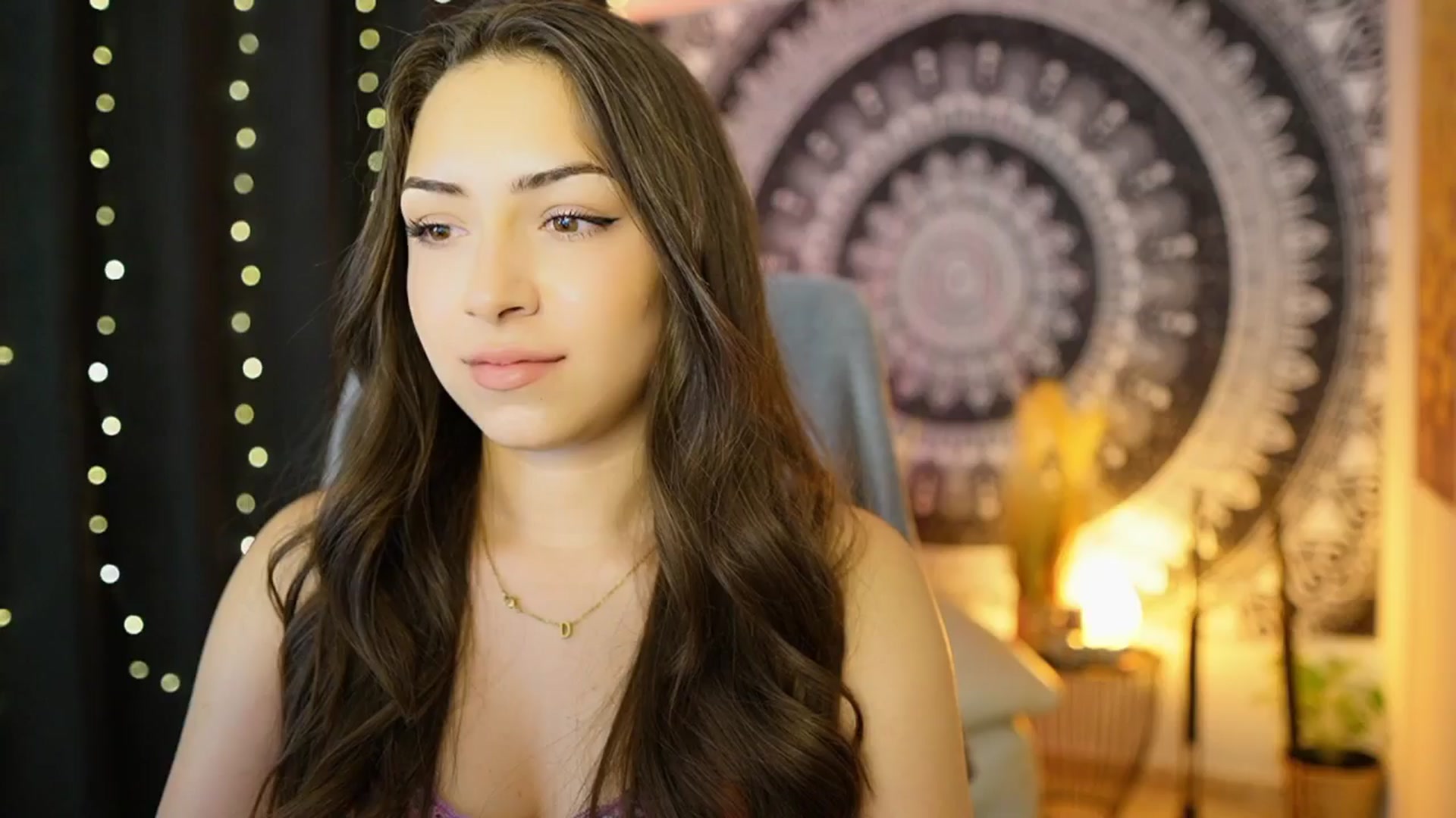 Gallery image thumbnail from Briar__Rose's myfreecams stream on, 06/17/2024, 16:29 image 6 of 20