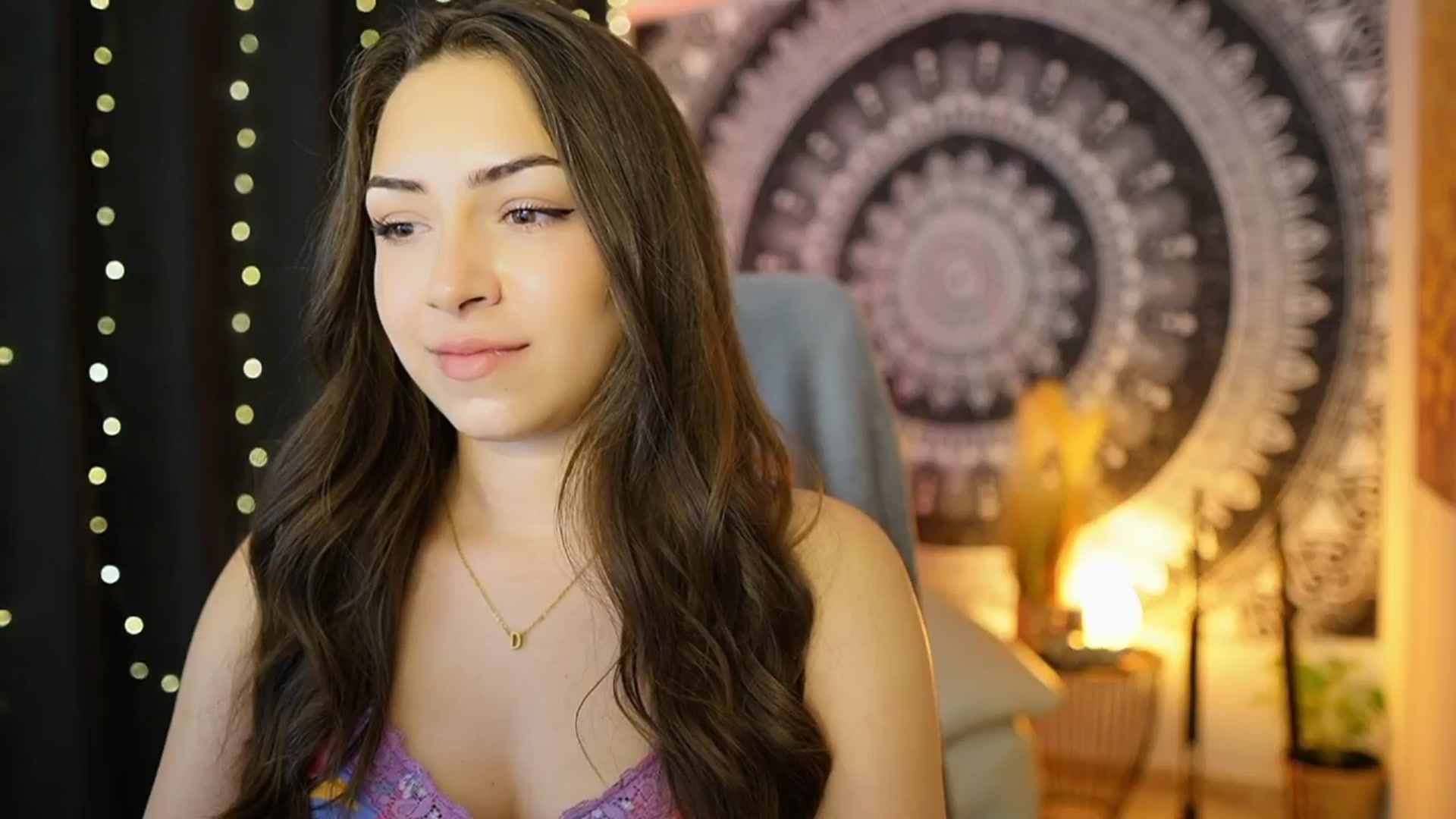 Gallery image thumbnail from Briar__Rose's myfreecams stream on, 06/17/2024, 17:56 image 14 of 20