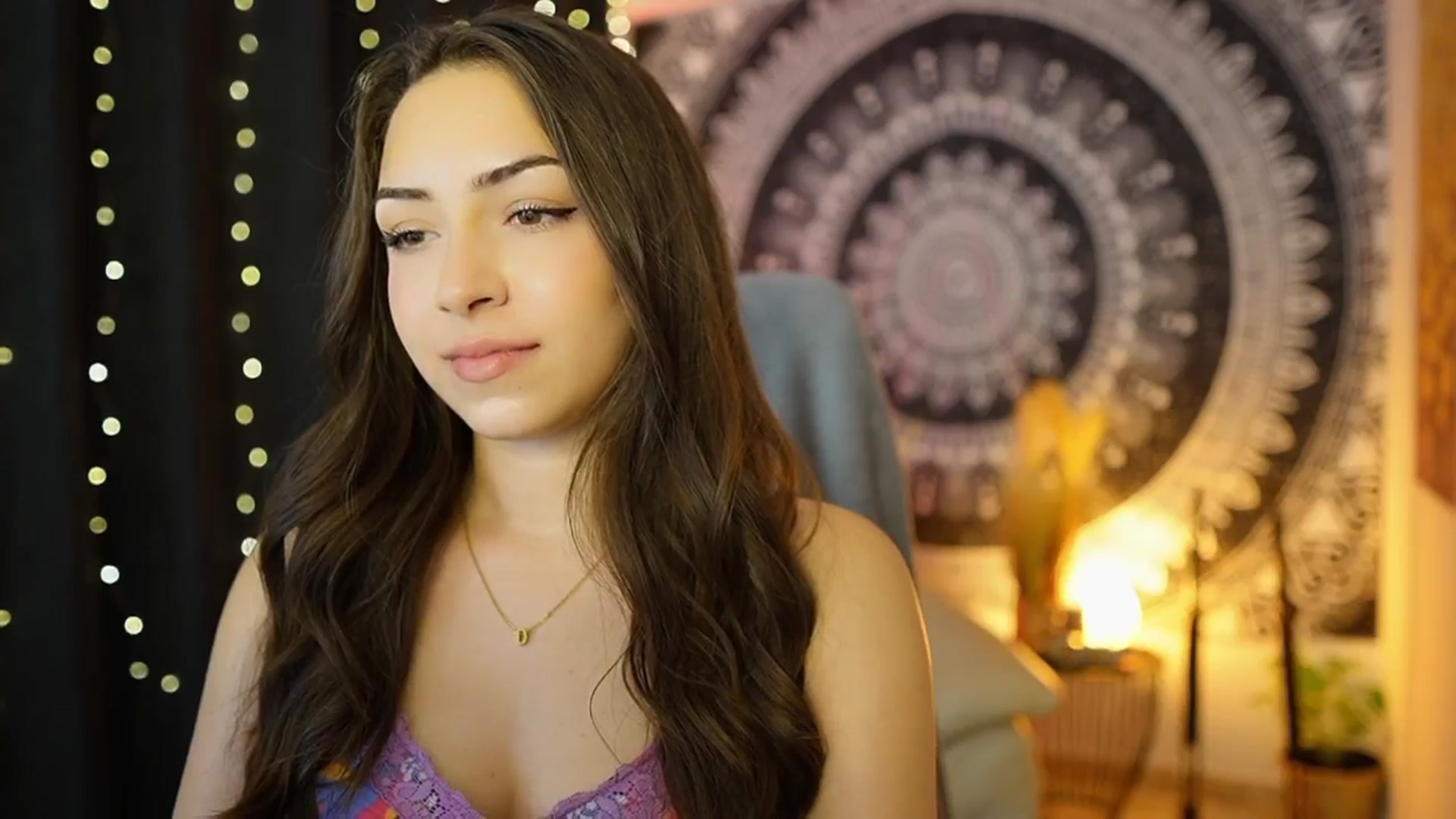 Gallery image thumbnail from Briar__Rose's myfreecams stream on, 06/17/2024, 17:56 image 12 of 20