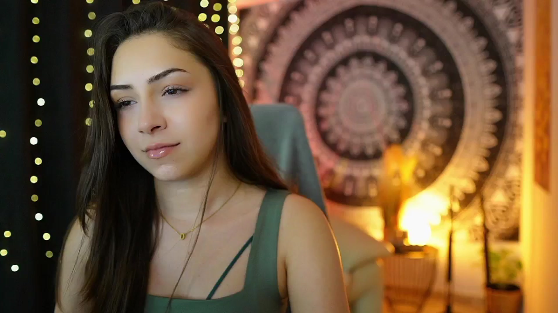 Gallery image thumbnail from Briar__Rose's myfreecams stream on, 06/20/2024, 14:14 image 9 of 20