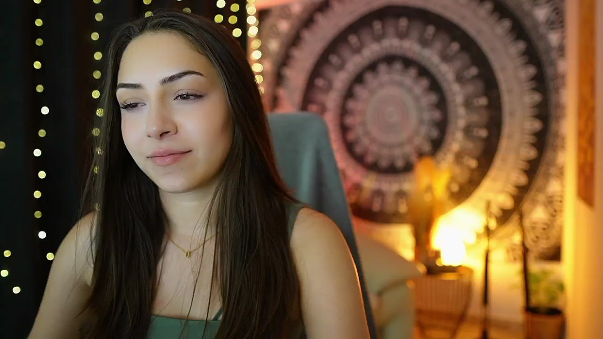 Gallery image thumbnail from Briar__Rose's myfreecams stream on, 06/20/2024, 14:14 image 4 of 20