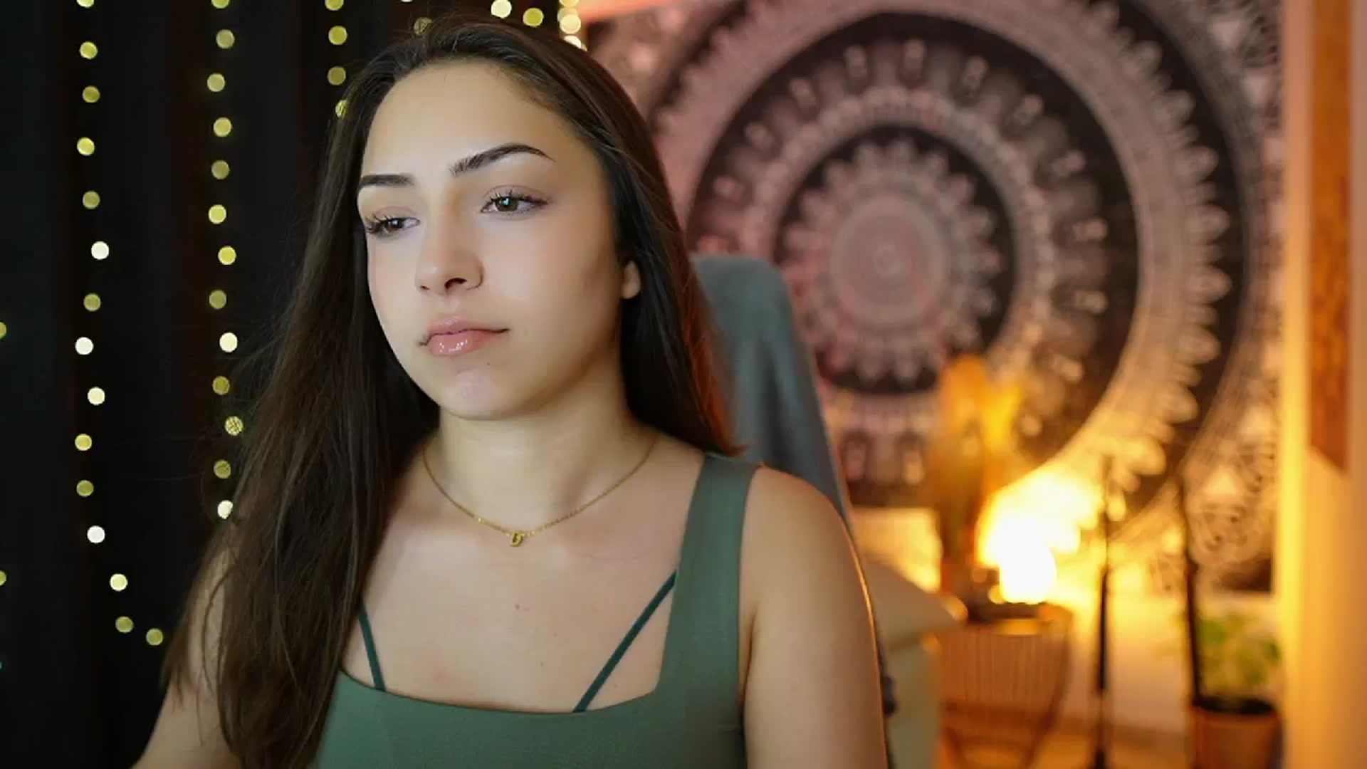 Gallery image thumbnail from Briar__Rose's myfreecams stream on, 06/20/2024, 15:11 image 18 of 20