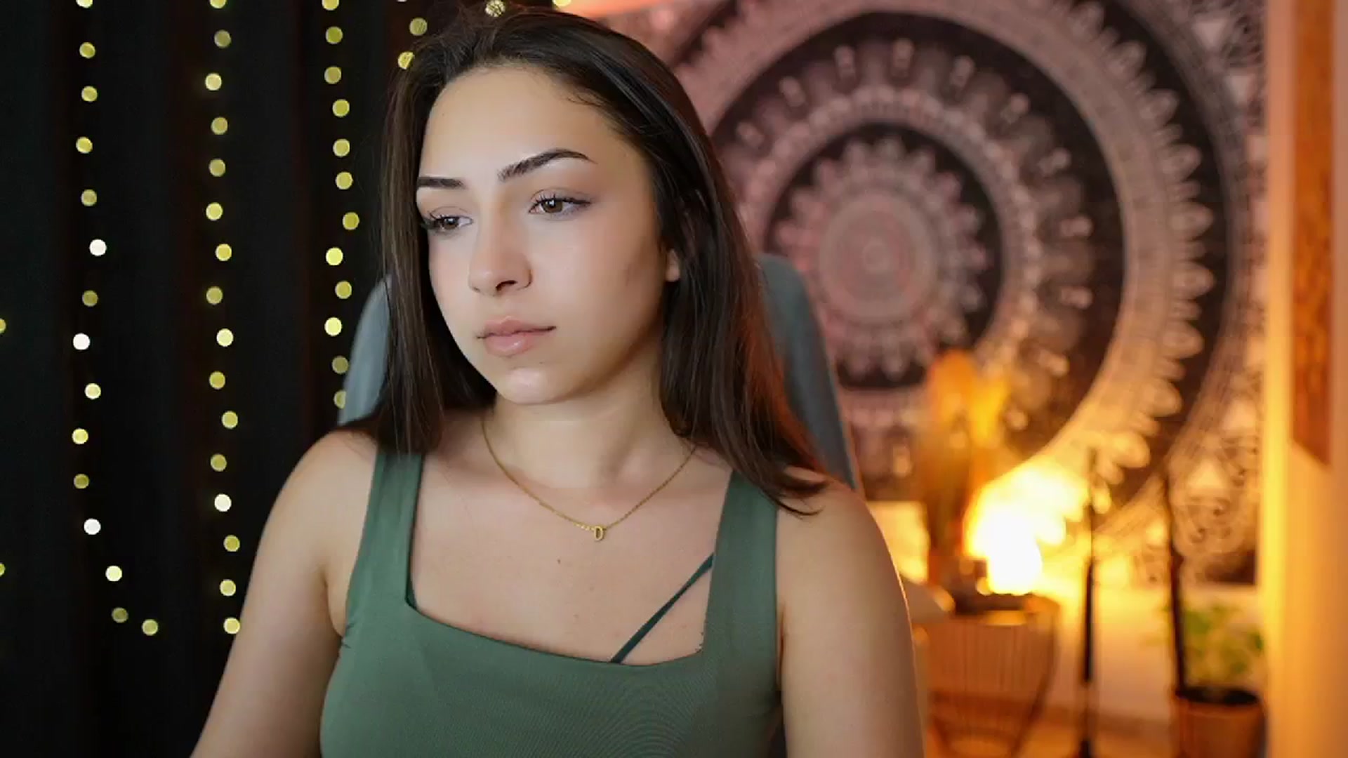 Gallery image thumbnail from Briar__Rose's myfreecams stream on, 06/20/2024, 15:53 image 17 of 20