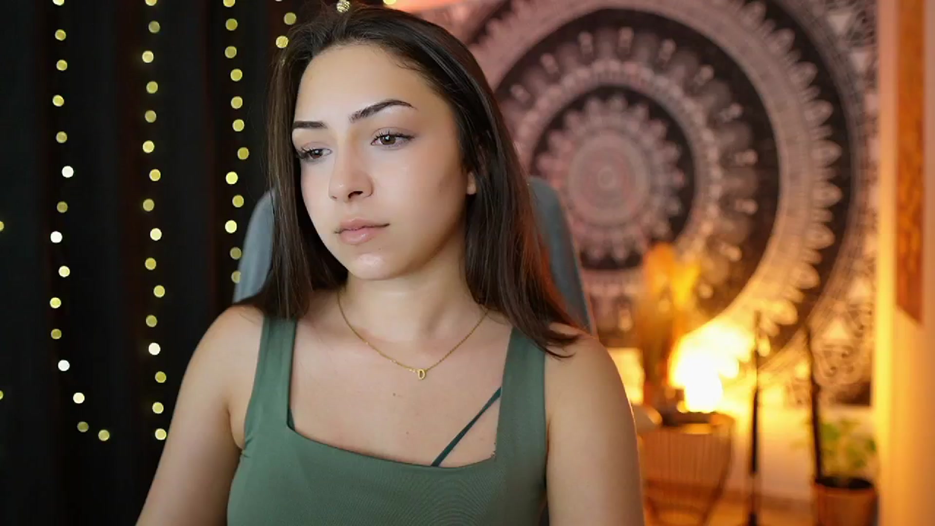 Gallery image thumbnail from Briar__Rose's myfreecams stream on, 06/20/2024, 15:53 image 18 of 20