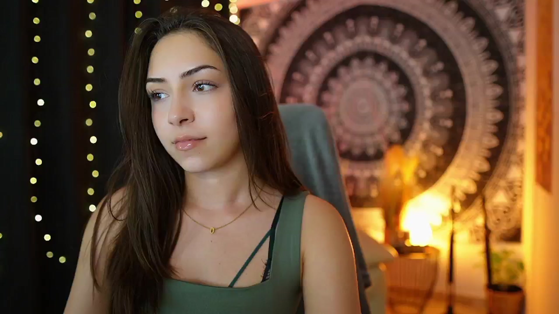 Gallery image thumbnail from Briar__Rose's myfreecams stream on, 06/20/2024, 16:44 image 1 of 20