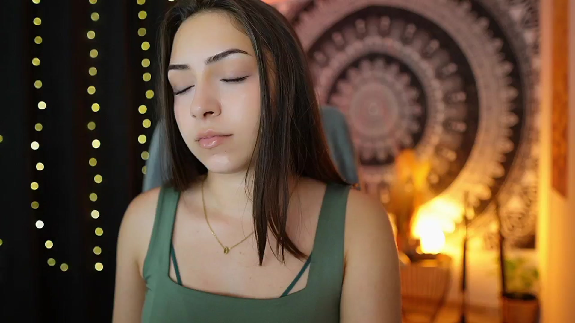Gallery image thumbnail from Briar__Rose's myfreecams stream on, 06/20/2024, 17:45 image 7 of 20