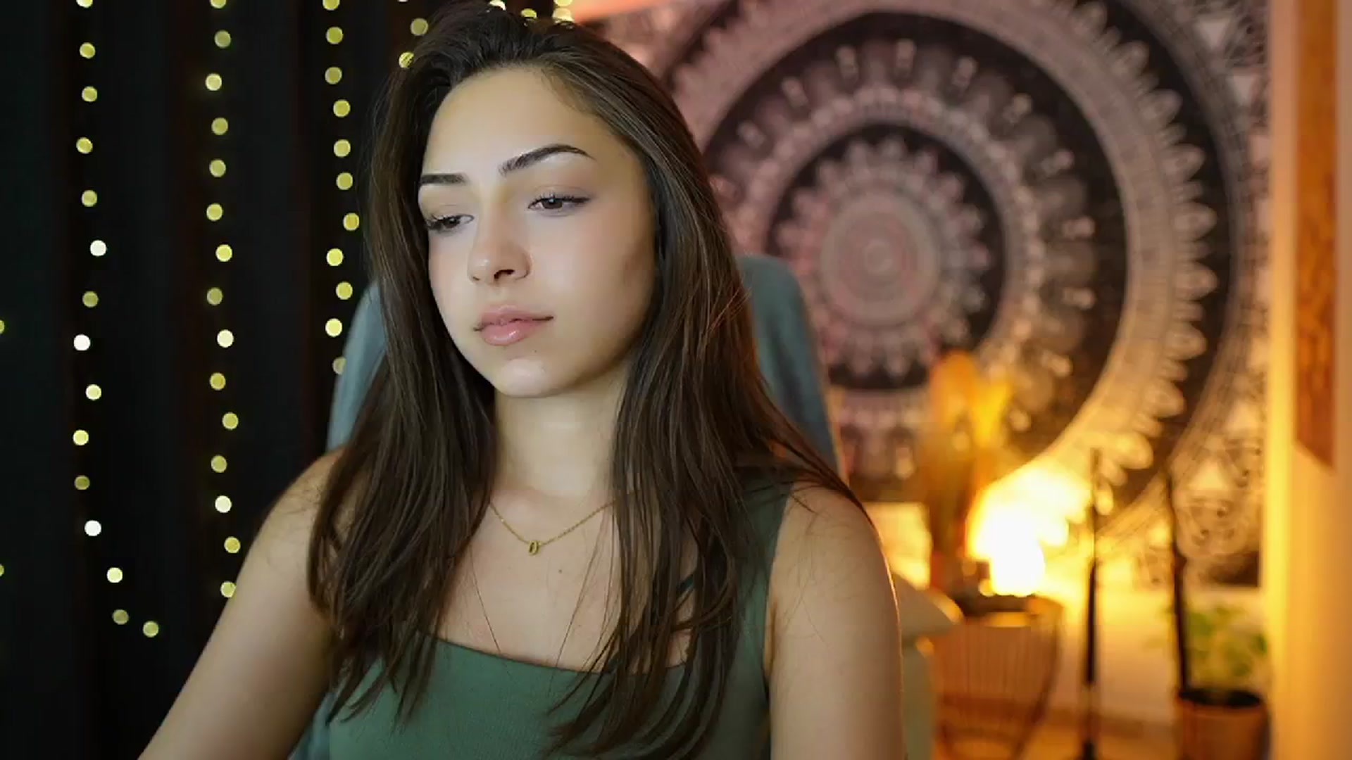 Gallery image thumbnail from Briar__Rose's myfreecams stream on, 06/20/2024, 17:45 image 12 of 20