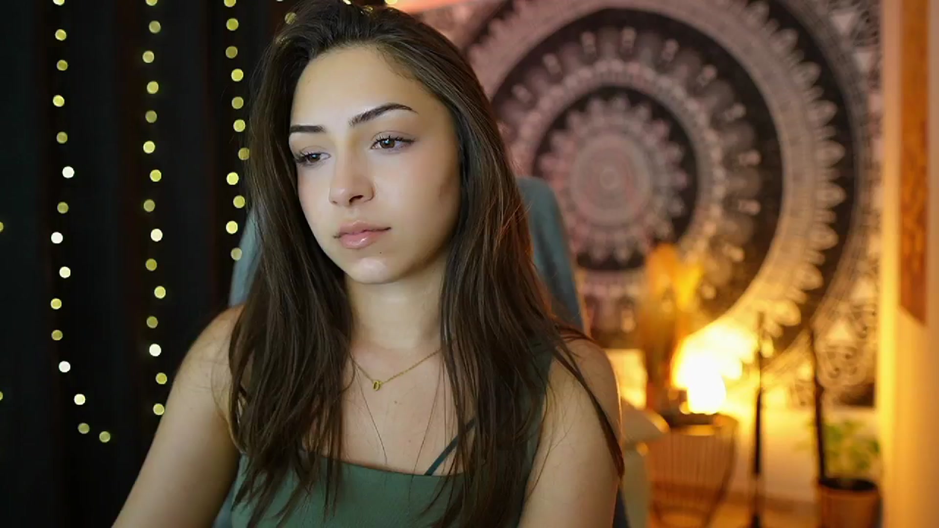 Gallery image thumbnail from Briar__Rose's myfreecams stream on, 06/20/2024, 17:45 image 13 of 20