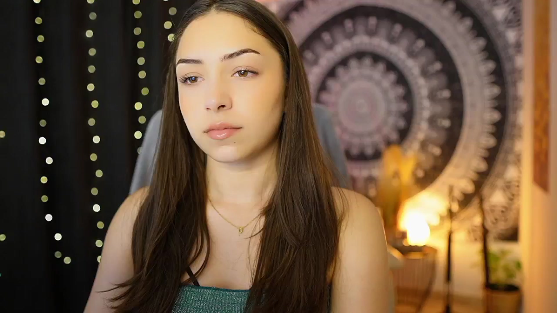 Gallery image thumbnail from Briar__Rose's myfreecams stream on, 06/21/2024, 15:37 image 4 of 20