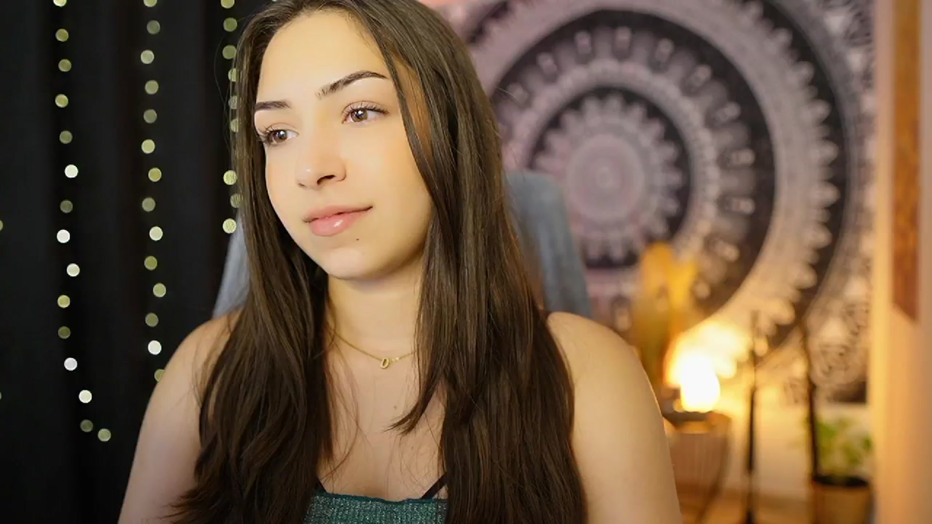 Gallery image thumbnail from Briar__Rose's myfreecams stream on, 06/21/2024, 16:36 image 15 of 20