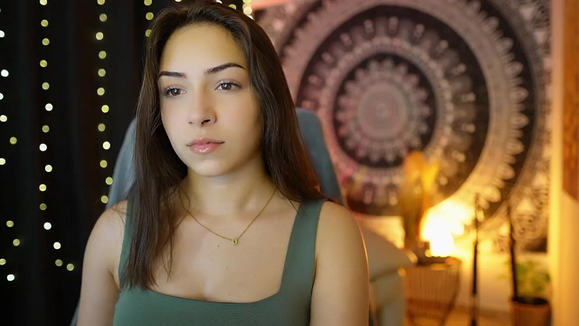 Gallery image thumbnail from Briar__Rose's myfreecams stream on, 06/25/2024, 13:42 image 18 of 20