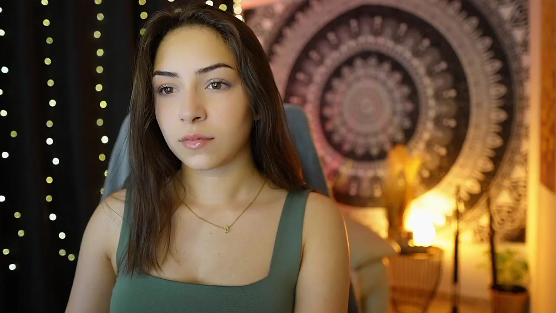 Gallery image thumbnail from Briar__Rose's myfreecams stream on, 06/25/2024, 13:42 image 11 of 20