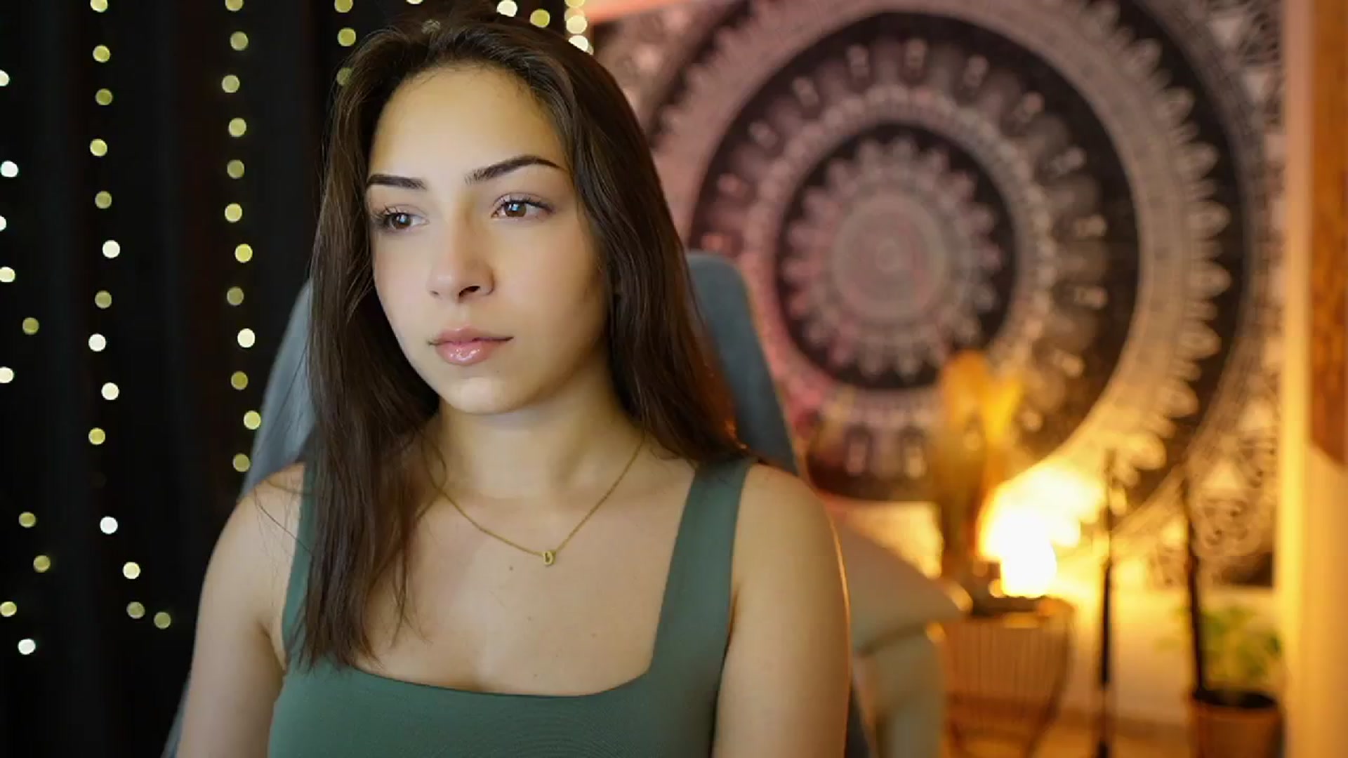 Gallery image thumbnail from Briar__Rose's myfreecams stream on, 06/25/2024, 13:42 image 14 of 20