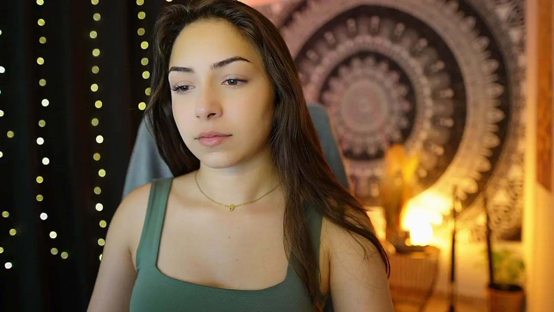 Gallery image thumbnail from Briar__Rose's myfreecams stream on, 06/25/2024, 14:43 image 17 of 20