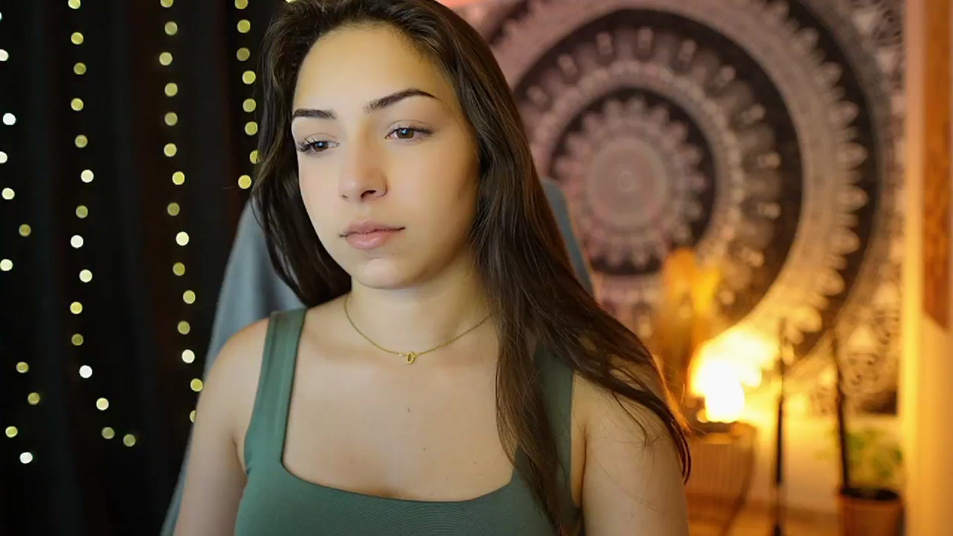 Gallery image thumbnail from Briar__Rose's myfreecams stream on, 06/25/2024, 14:43 image 18 of 20