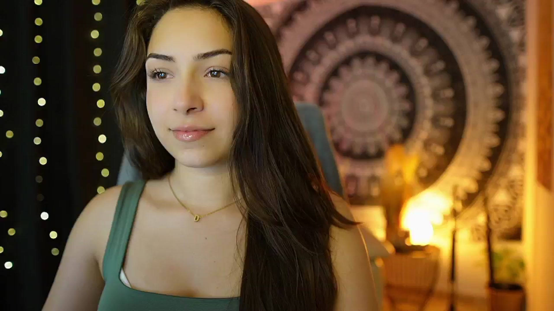 Gallery image thumbnail from Briar__Rose's myfreecams stream on, 06/25/2024, 16:38 image 1 of 20