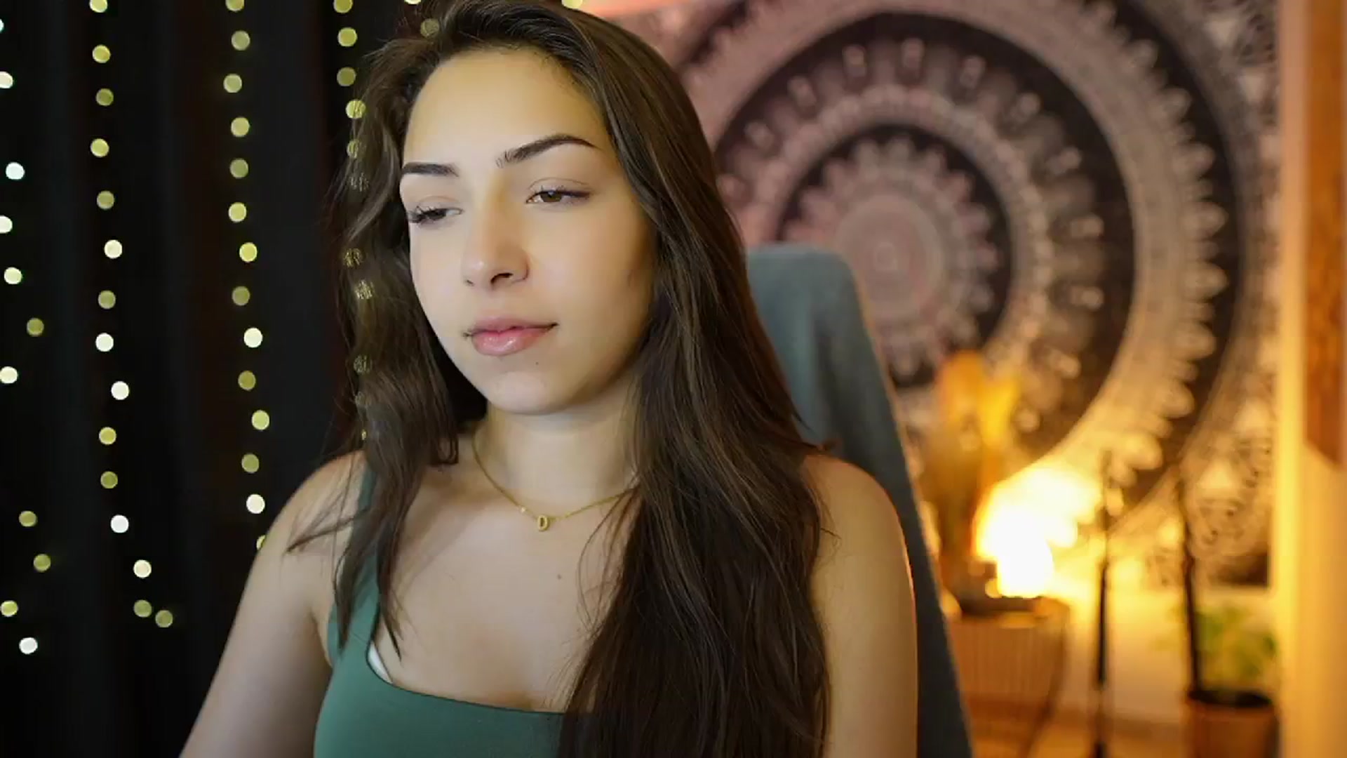 Gallery image thumbnail from Briar__Rose's myfreecams stream on, 06/25/2024, 16:38 image 18 of 20