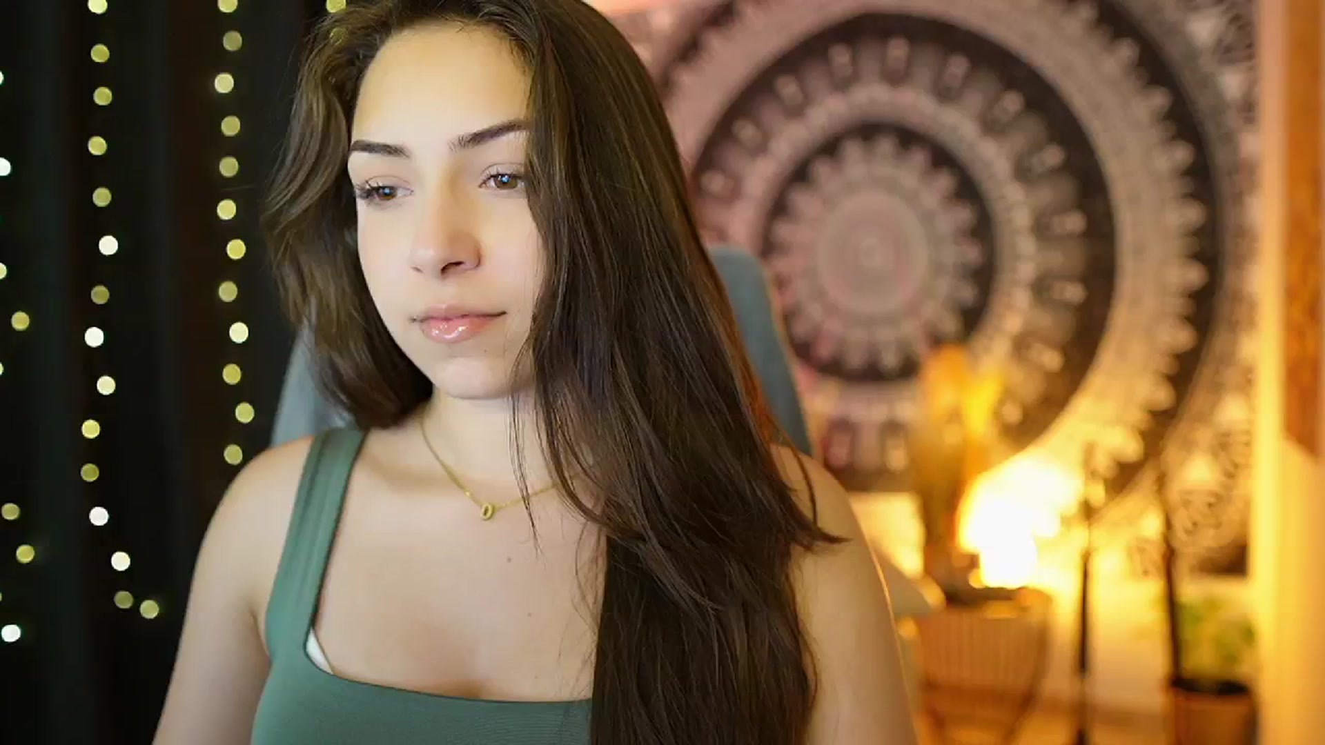 Gallery image thumbnail from Briar__Rose's myfreecams stream on, 06/25/2024, 16:38 image 9 of 20