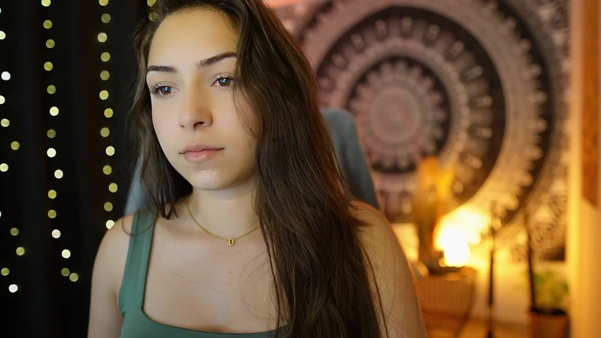 Gallery image thumbnail from Briar__Rose's myfreecams stream on, 06/25/2024, 17:40 image 7 of 20