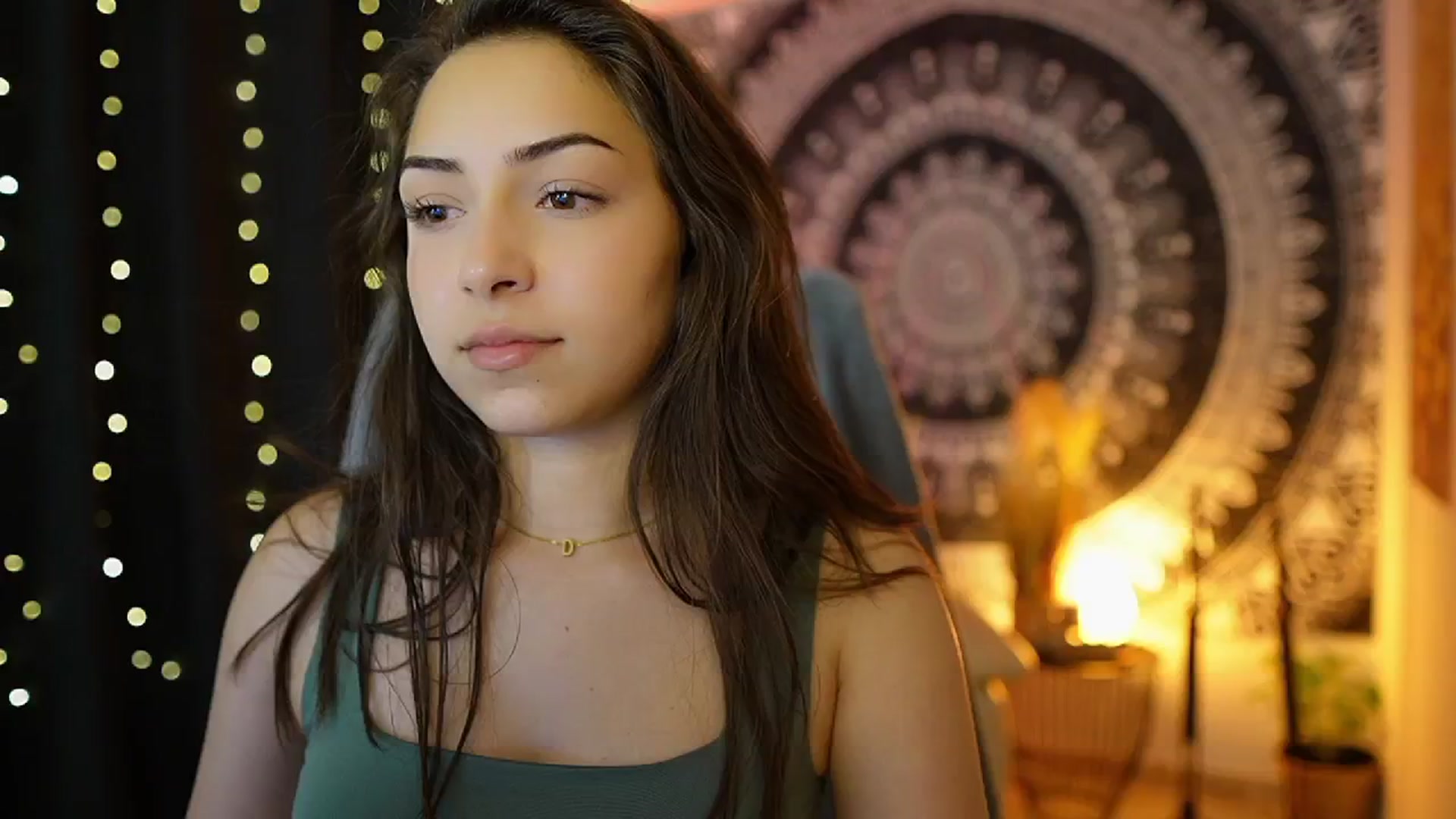 Gallery image thumbnail from Briar__Rose's myfreecams stream on, 06/25/2024, 17:40 image 16 of 20