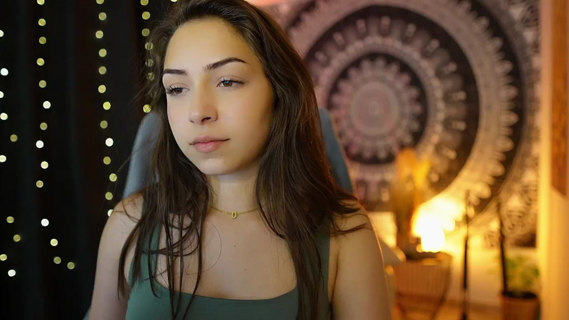 Gallery image thumbnail from Briar__Rose's myfreecams stream on, 06/25/2024, 17:40 image 17 of 20