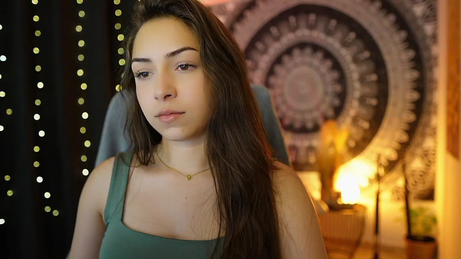 Gallery image thumbnail from Briar__Rose's myfreecams stream on, 06/25/2024, 17:40 image 13 of 20