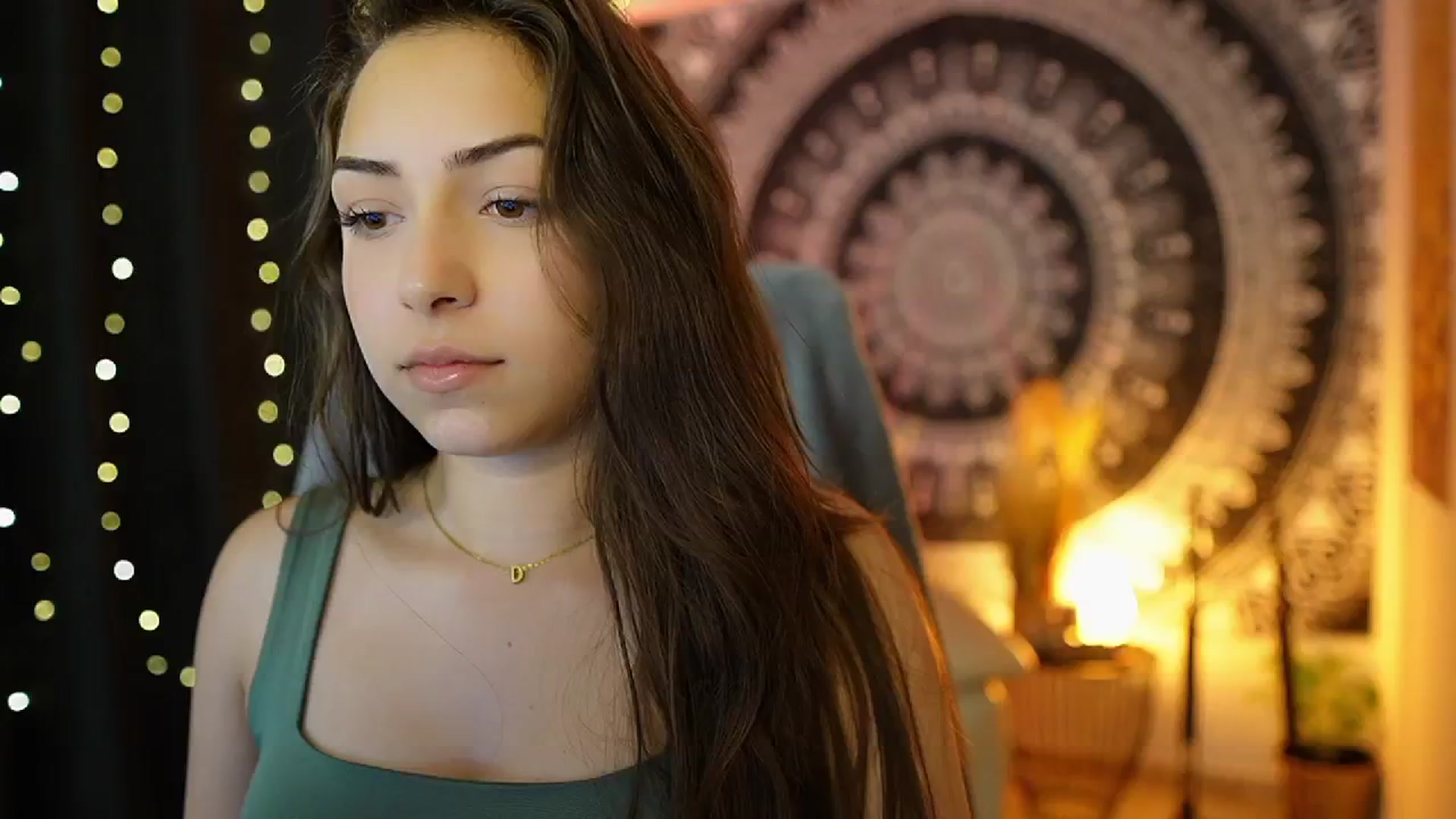Gallery image thumbnail from Briar__Rose's myfreecams stream on, 06/25/2024, 17:40 image 2 of 20