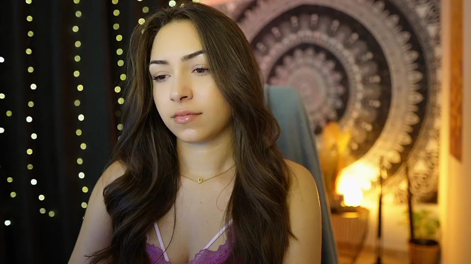 Gallery image thumbnail from Briar__Rose's myfreecams stream on, 06/27/2024, 16:56 image 14 of 20