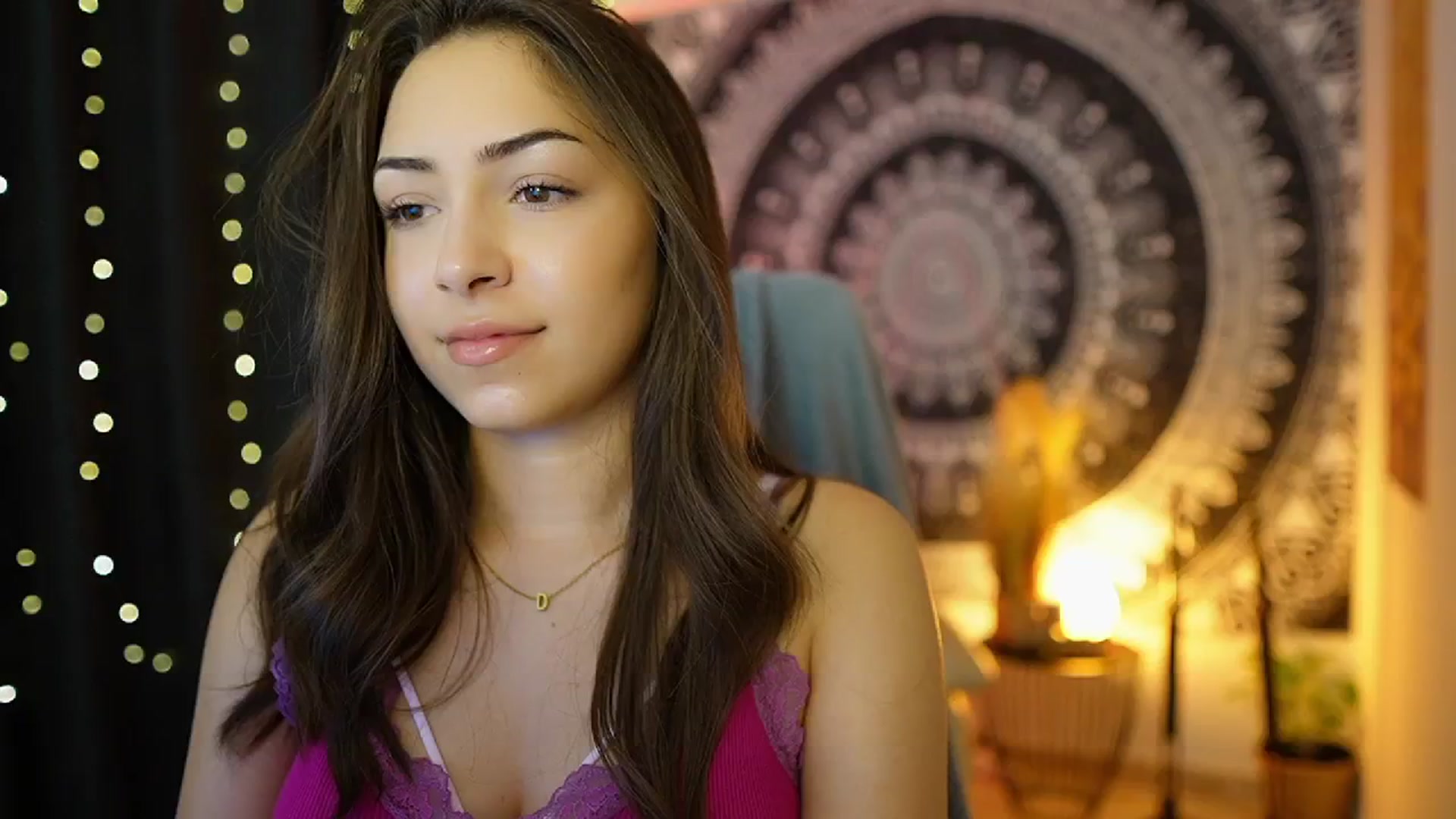 Gallery image thumbnail from Briar__Rose's myfreecams stream on, 06/27/2024, 17:53 image 7 of 20