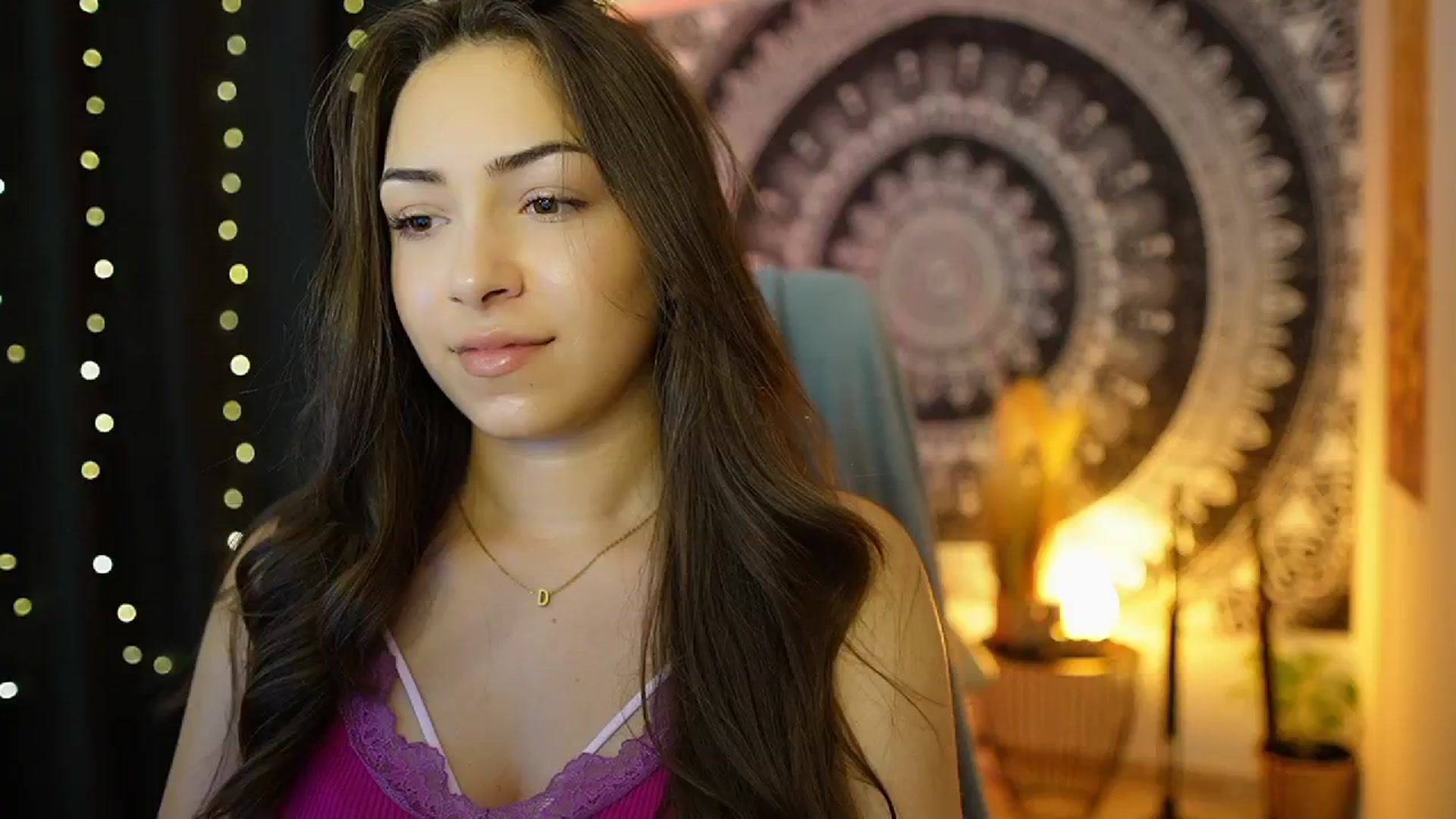 Gallery image thumbnail from Briar__Rose's myfreecams stream on, 06/27/2024, 17:53 image 17 of 20