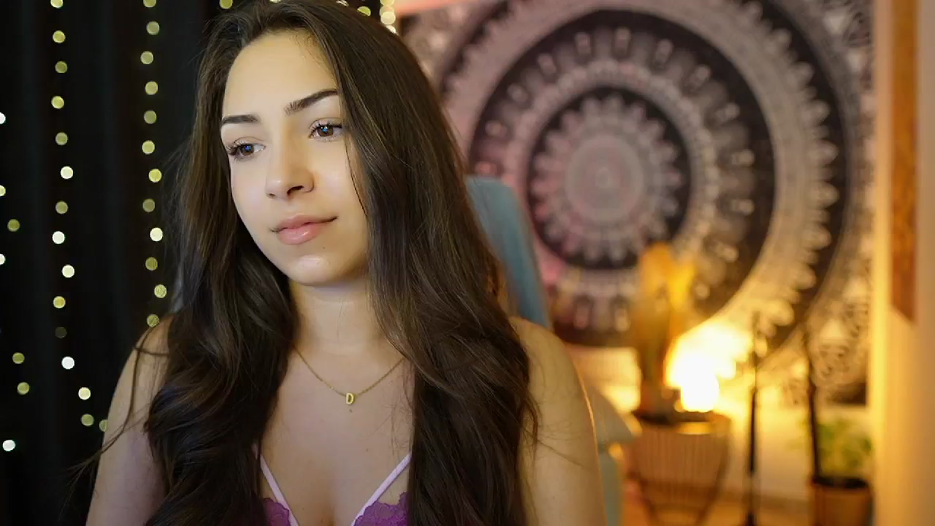 Gallery image thumbnail from Briar__Rose's myfreecams stream on, 06/27/2024, 17:53 image 4 of 20