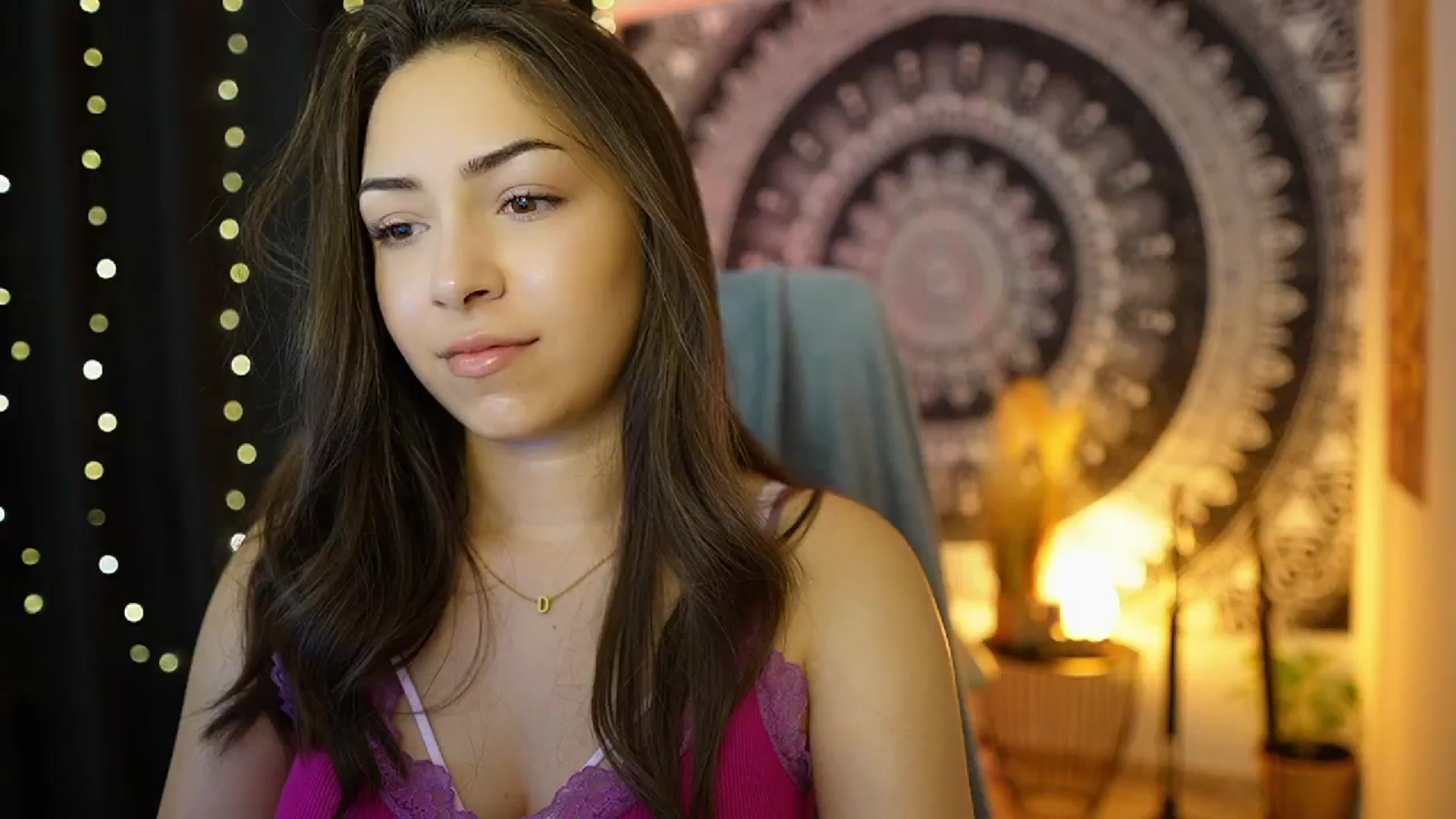 Gallery image thumbnail from Briar__Rose's myfreecams stream on, 06/27/2024, 17:53 image 13 of 20