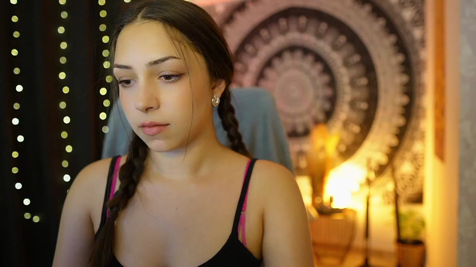 Gallery image thumbnail from Briar__Rose's myfreecams stream on, 07/02/2024, 14:45 image 15 of 20