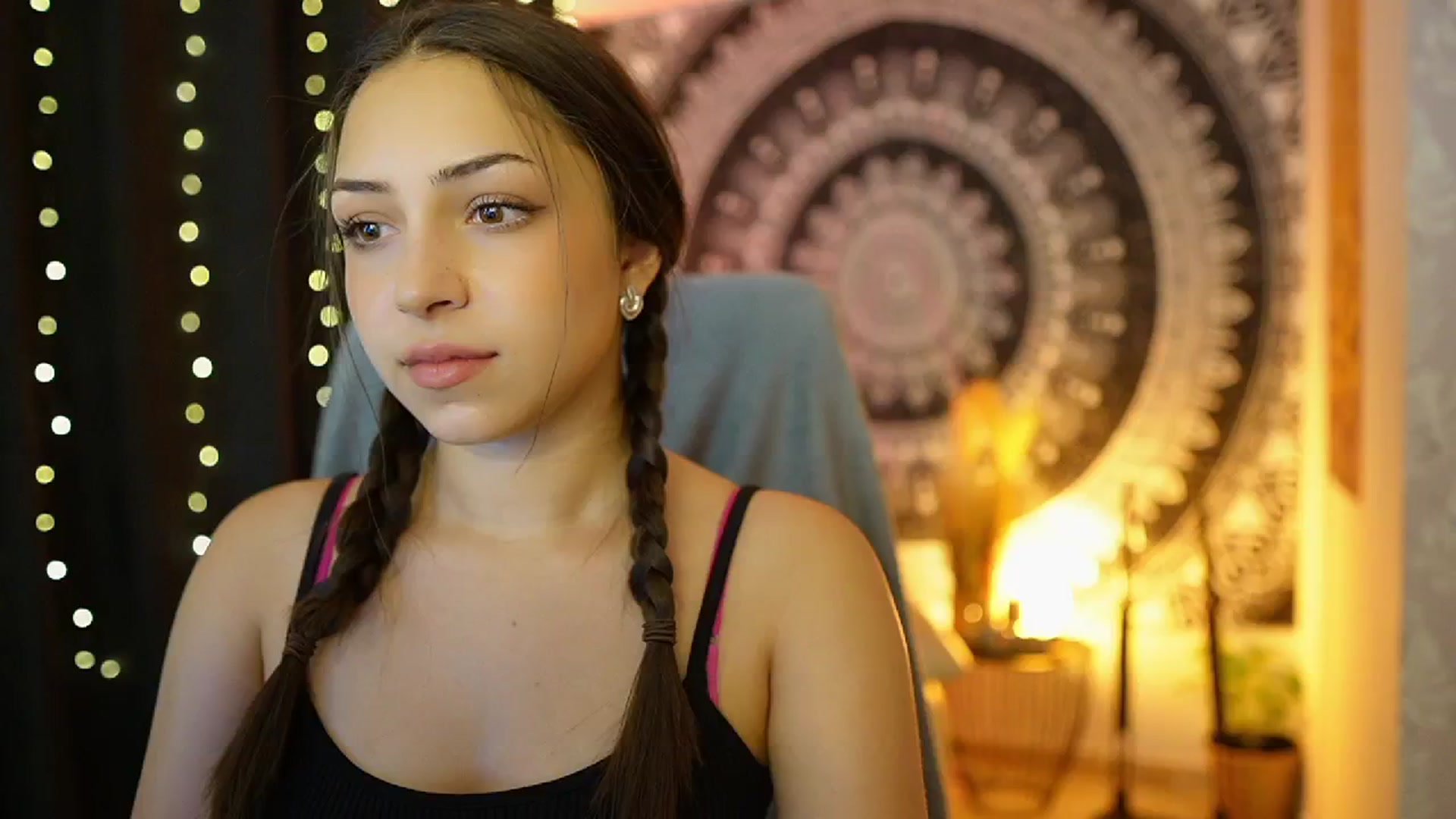 Gallery image thumbnail from Briar__Rose's myfreecams stream on, 07/02/2024, 14:45 image 10 of 20