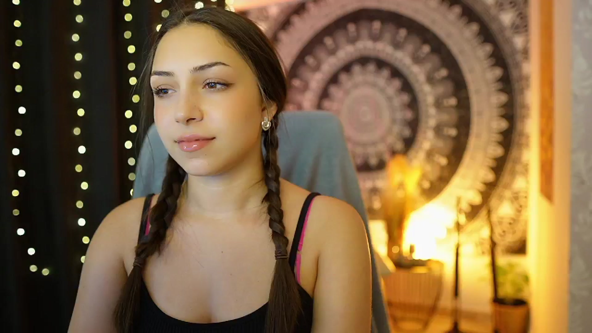 Gallery image thumbnail from Briar__Rose's myfreecams stream on, 07/02/2024, 16:37 image 2 of 20