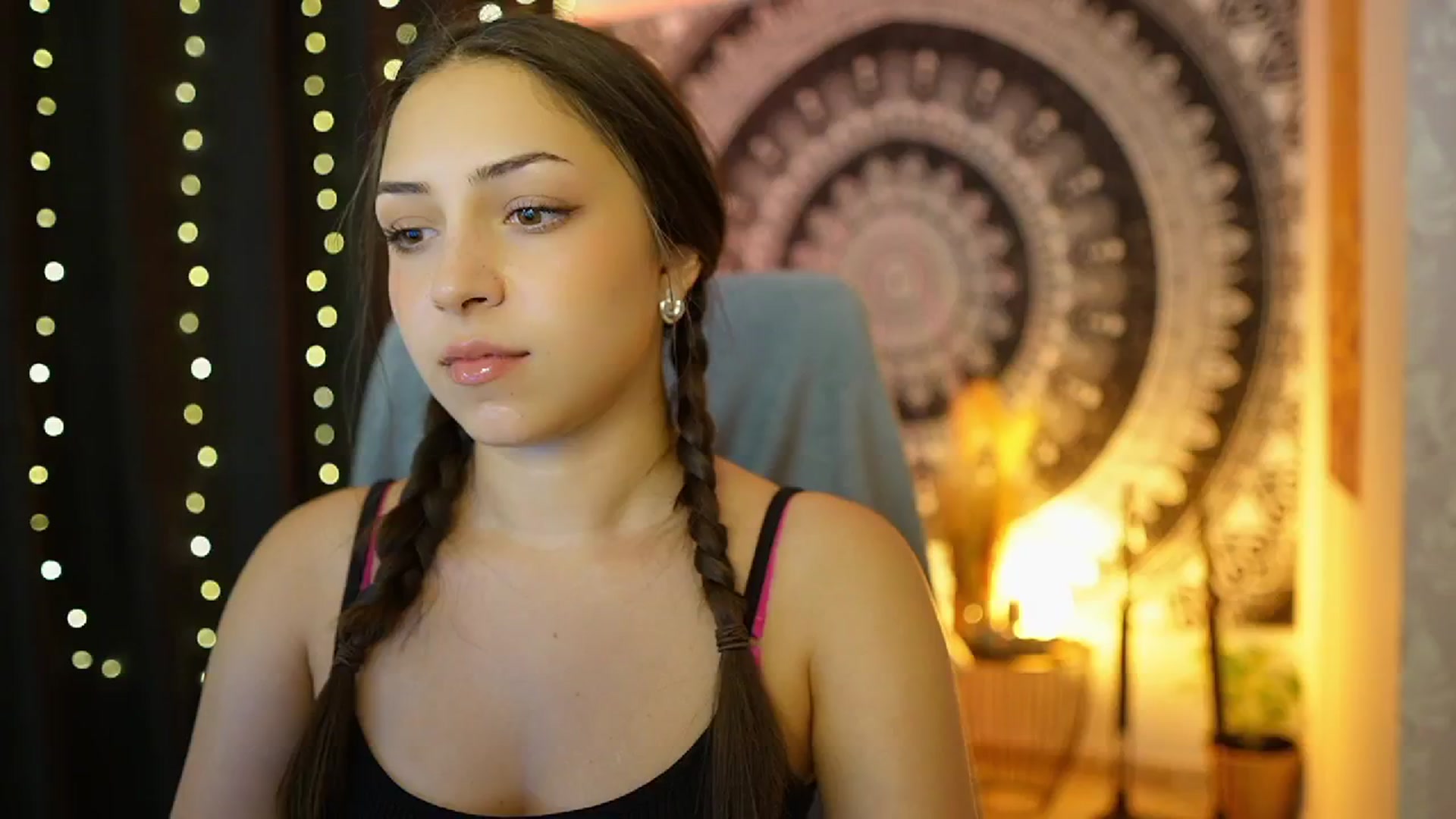 Gallery image thumbnail from Briar__Rose's myfreecams stream on, 07/02/2024, 16:37 image 6 of 20