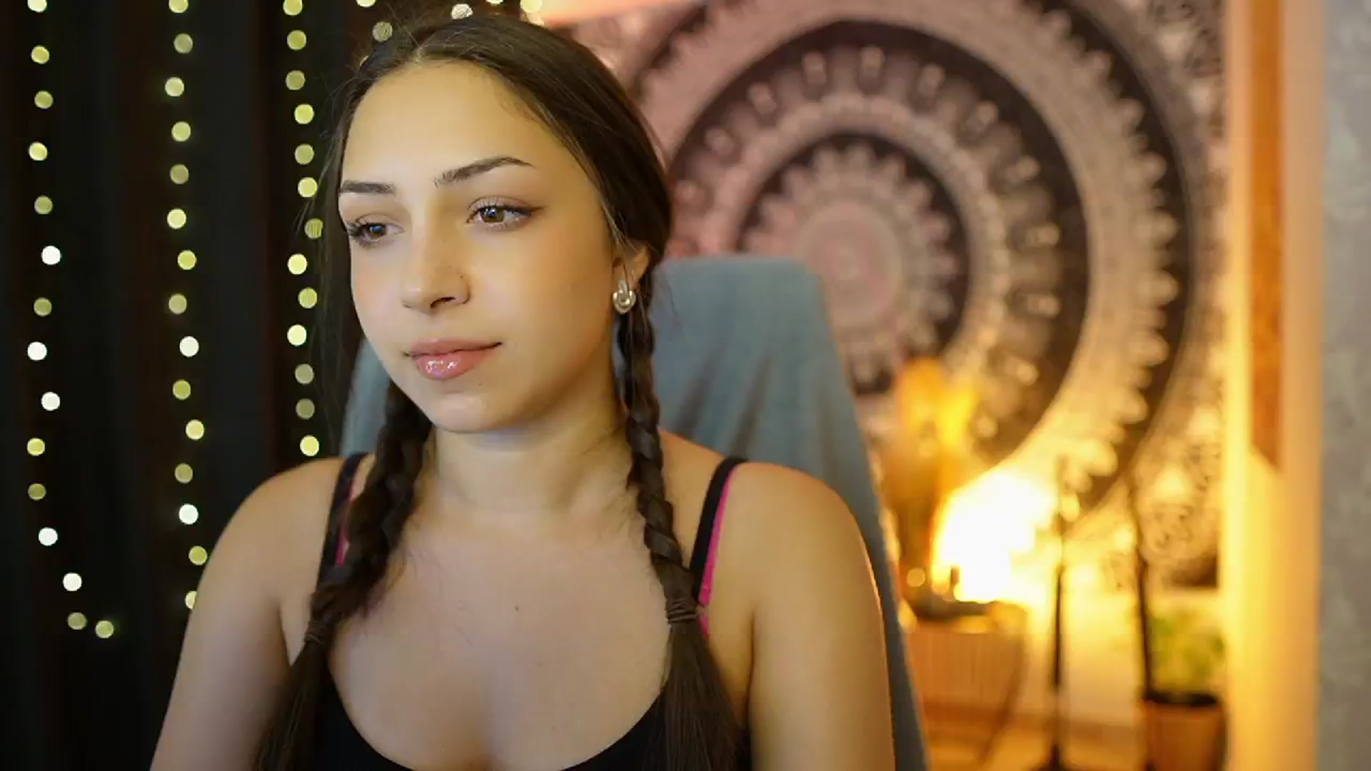 Gallery image thumbnail from Briar__Rose's myfreecams stream on, 07/02/2024, 16:37 image 1 of 20