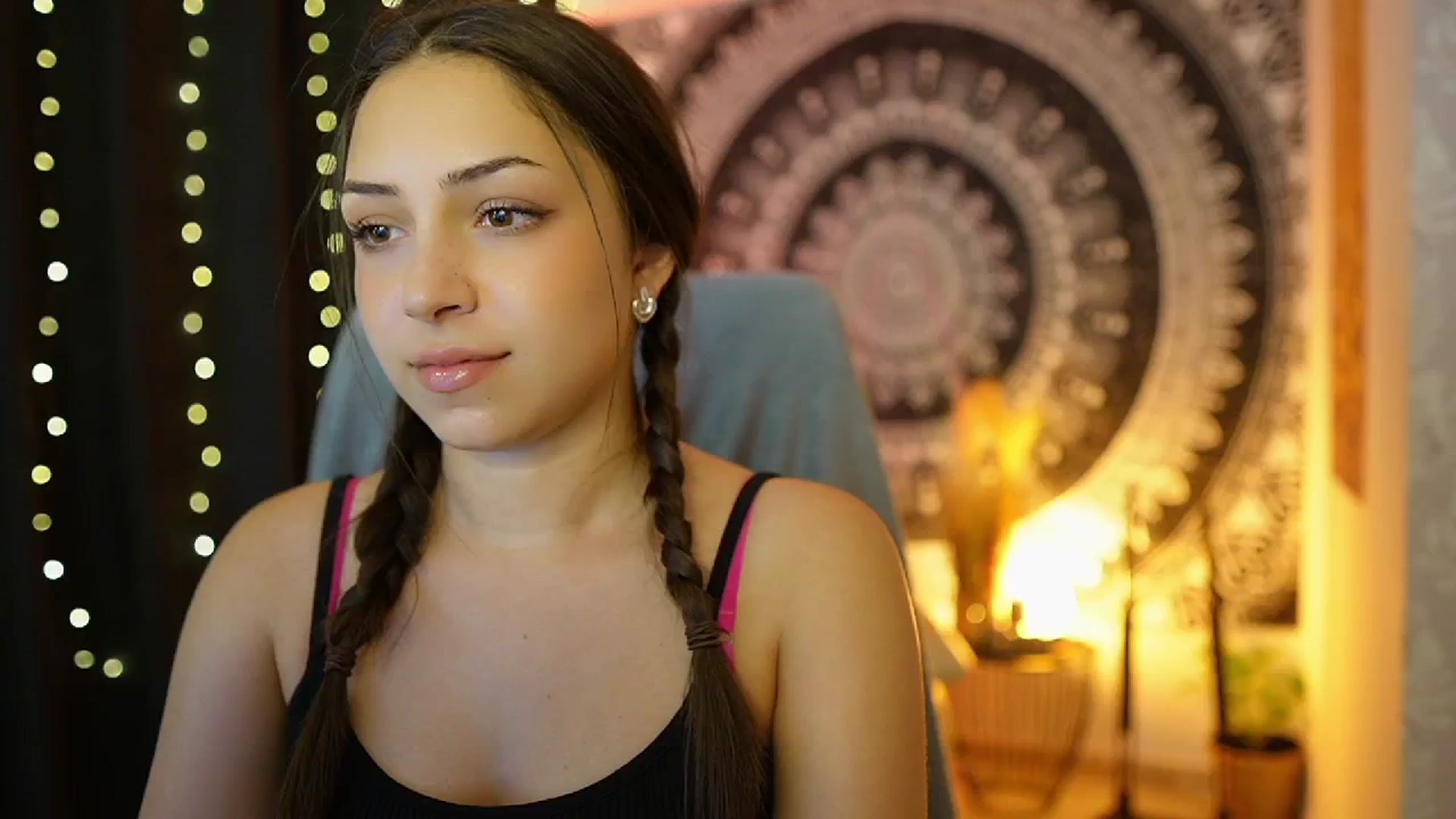 Gallery image thumbnail from Briar__Rose's myfreecams stream on, 07/02/2024, 16:37 image 19 of 20