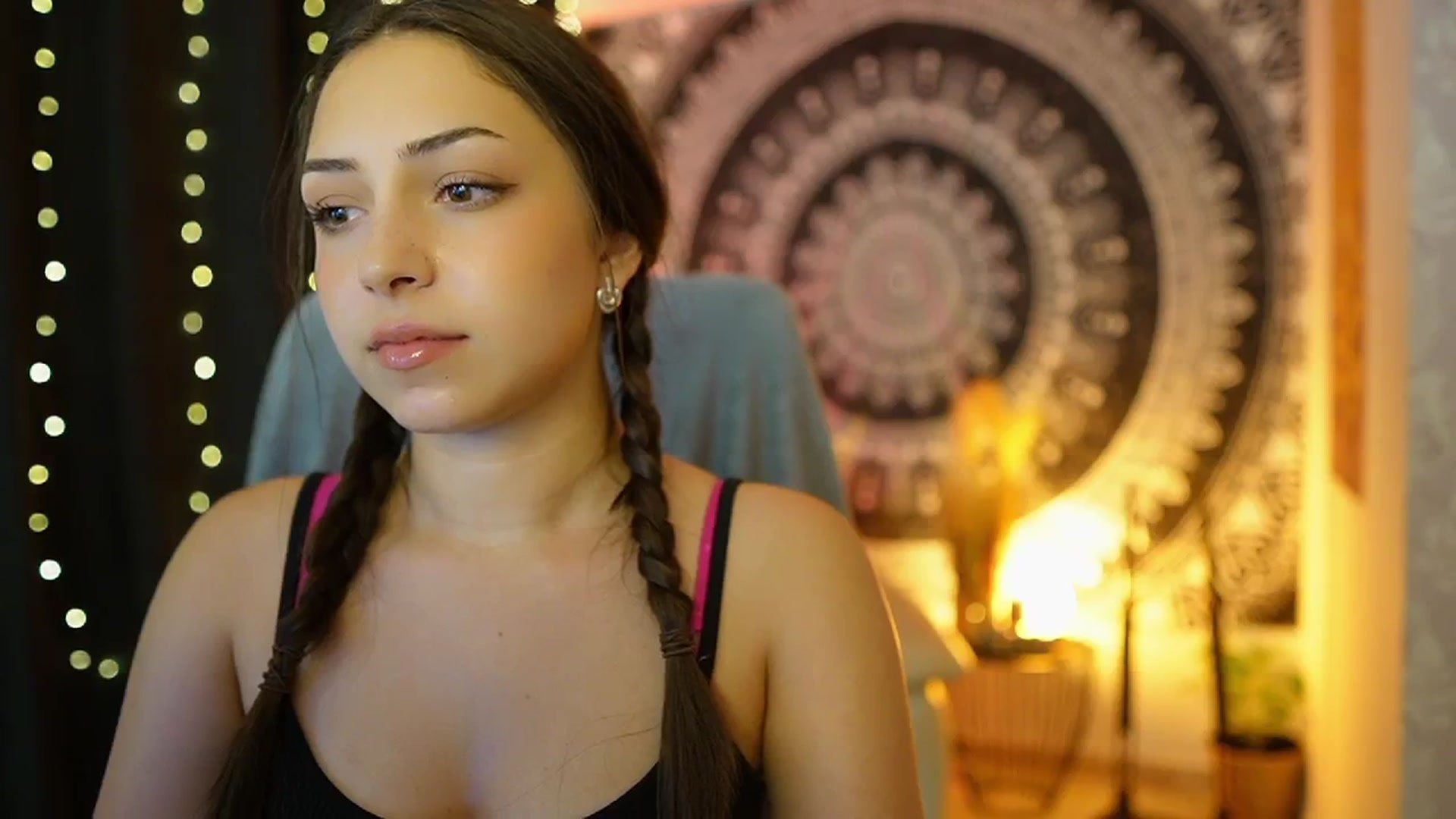 Gallery image thumbnail from Briar__Rose's myfreecams stream on, 07/02/2024, 18:00 image 13 of 20