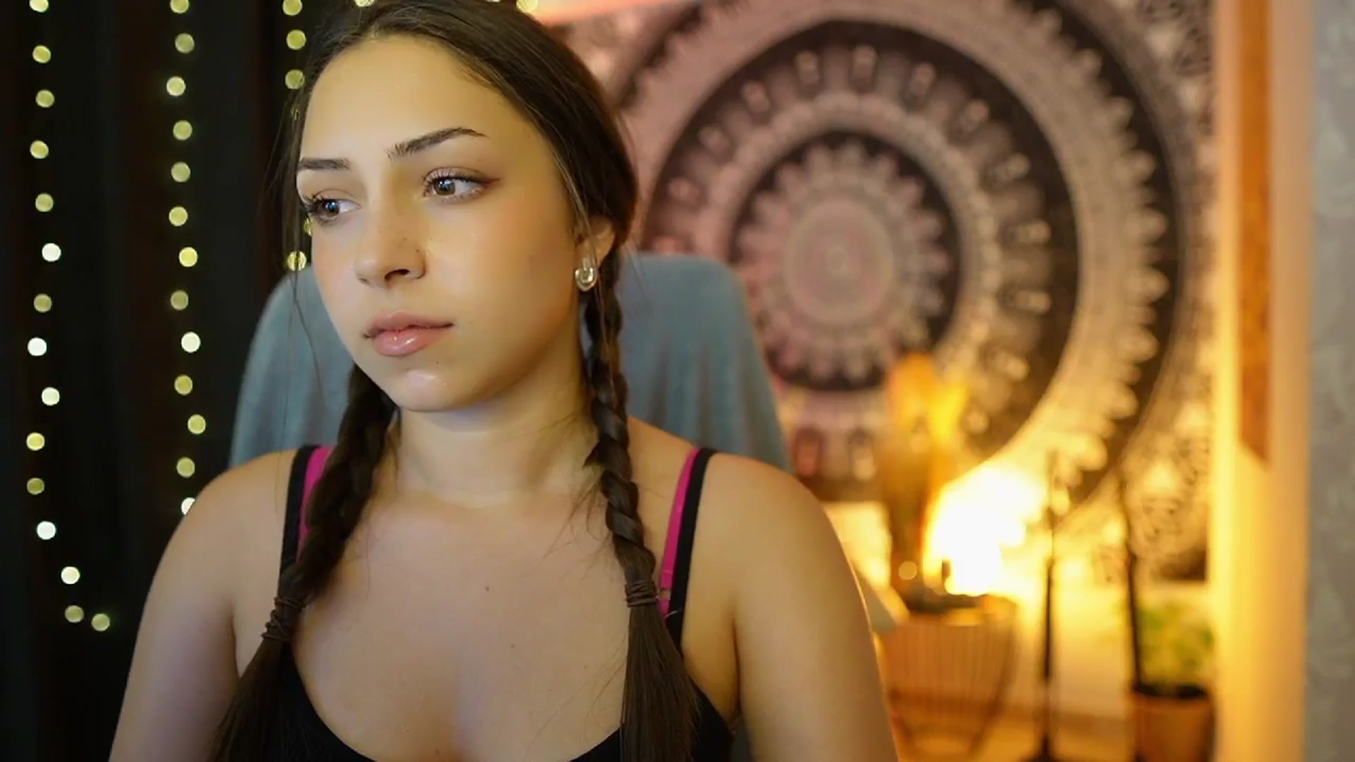 Gallery image thumbnail from Briar__Rose's myfreecams stream on, 07/02/2024, 18:00 image 11 of 20